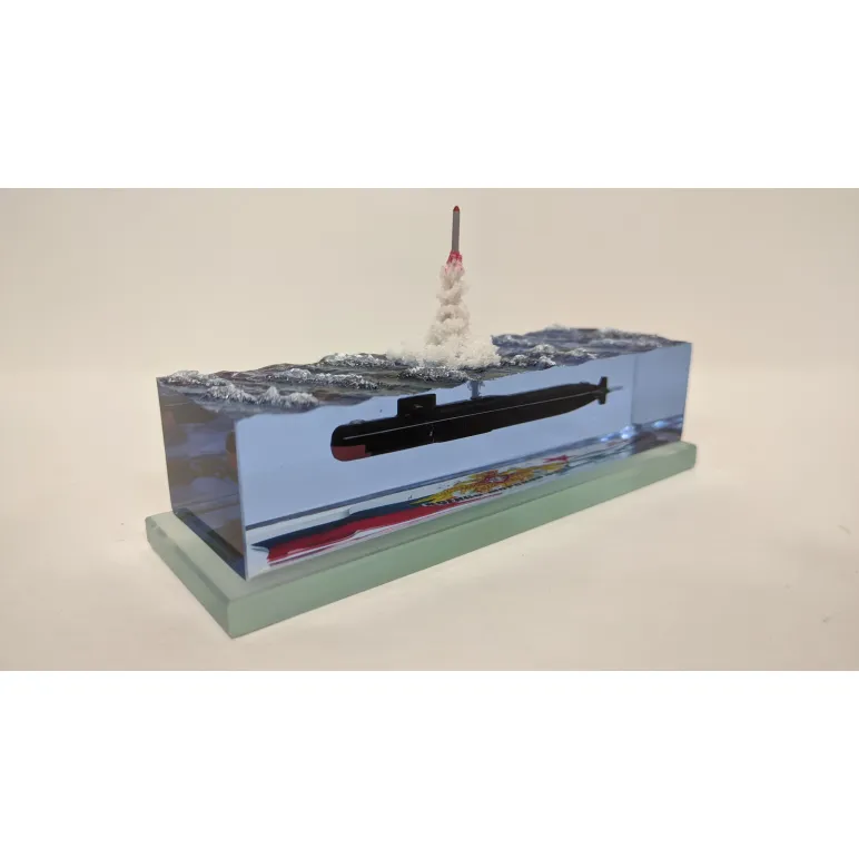 Подводная лодка 667А "Навага" с пуском ракеты
