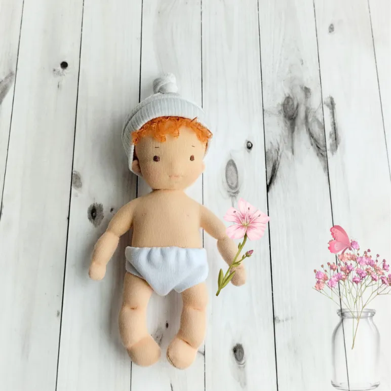 пупсик в колыбельке