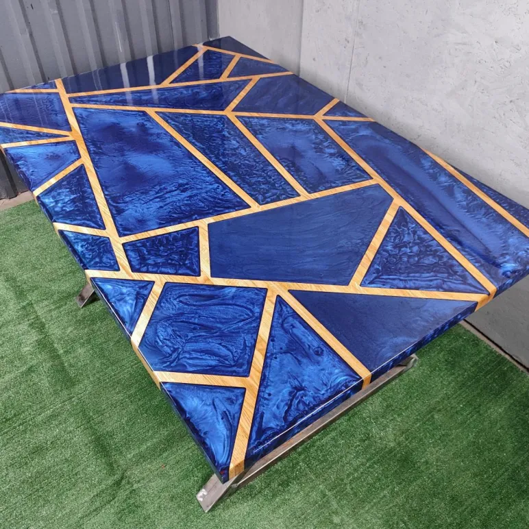 Стол из массива дуба и эпоксидной смолы Геометрия