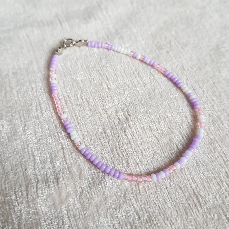 Браслеты из бисера с бусинами и кристаллами