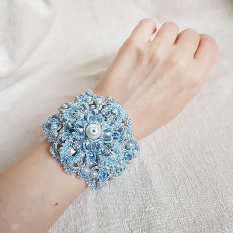 Браслет "Сапфир" фриволите