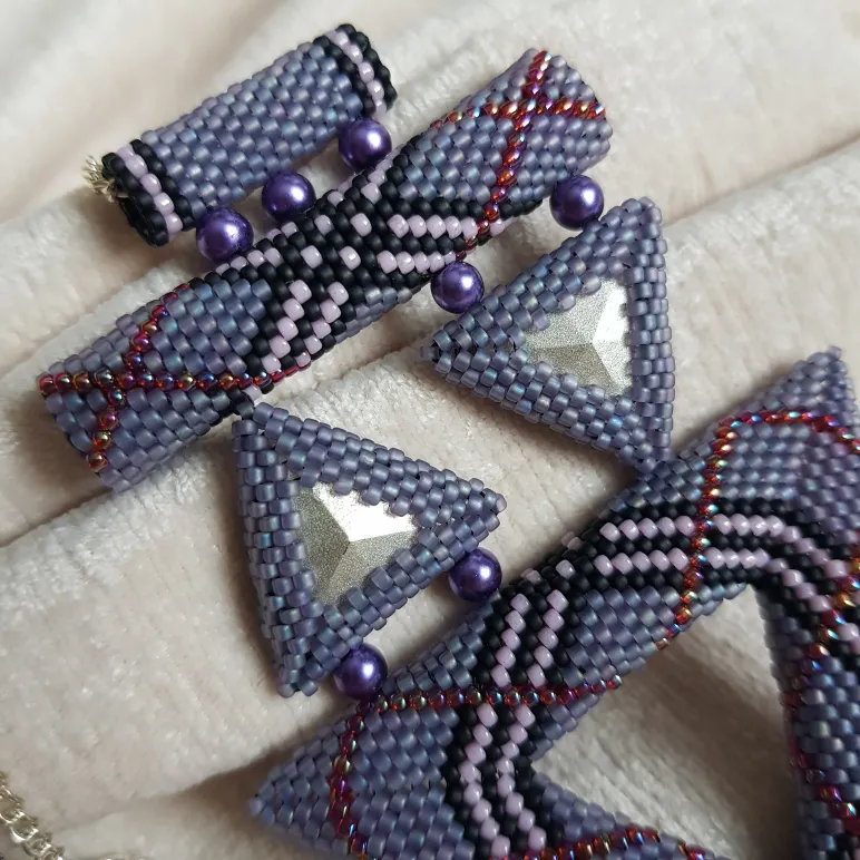 ​Кулон / Подвеска "Перламутр"