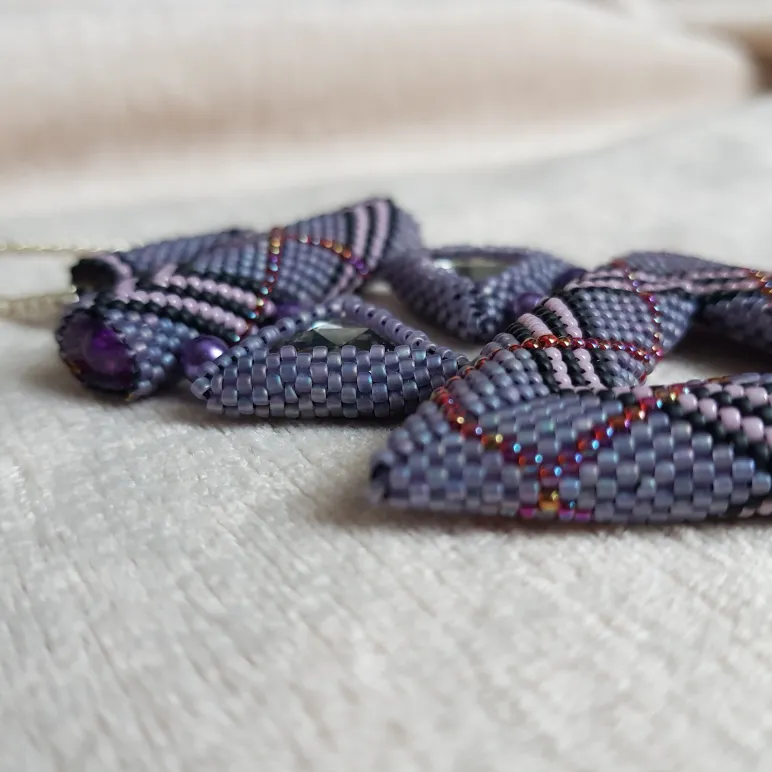 ​Кулон / Подвеска "Перламутр"