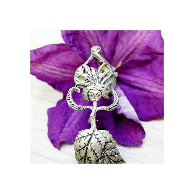 Антикварная брошь "Цветочная фея" 1930-е AUTENTICS