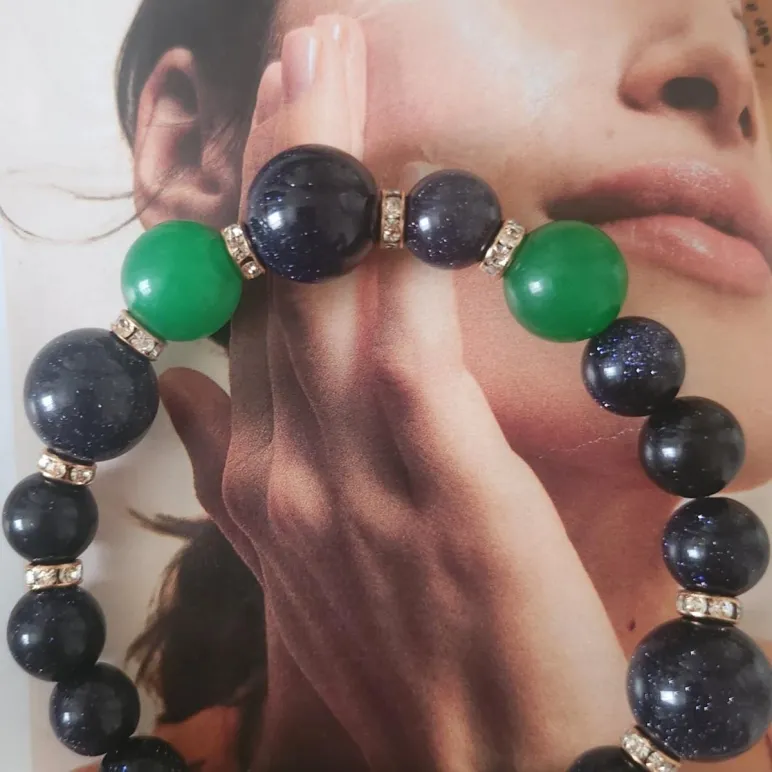 Браслет из натуральных камней " Притяжение "