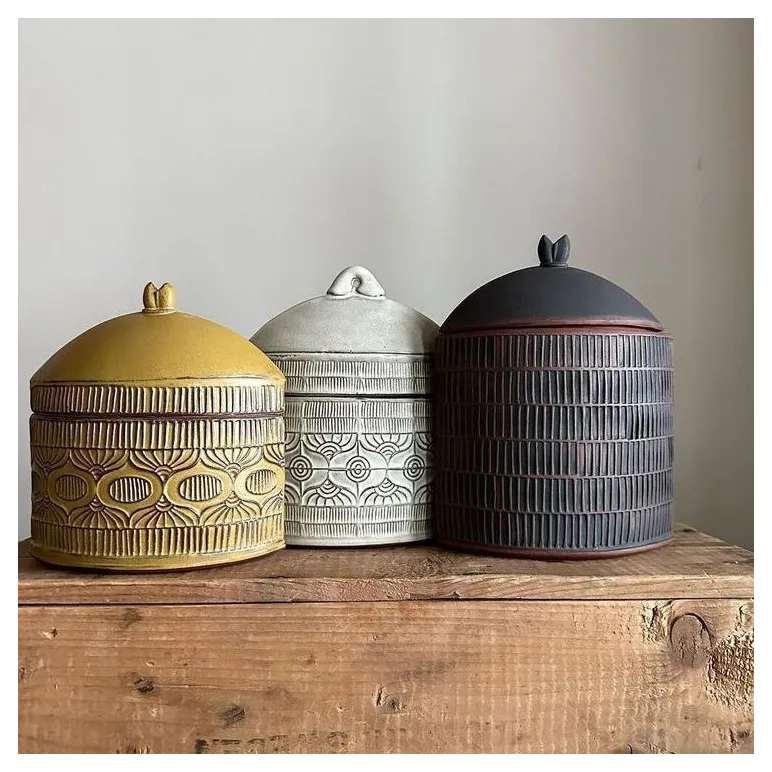 Декоративная банка