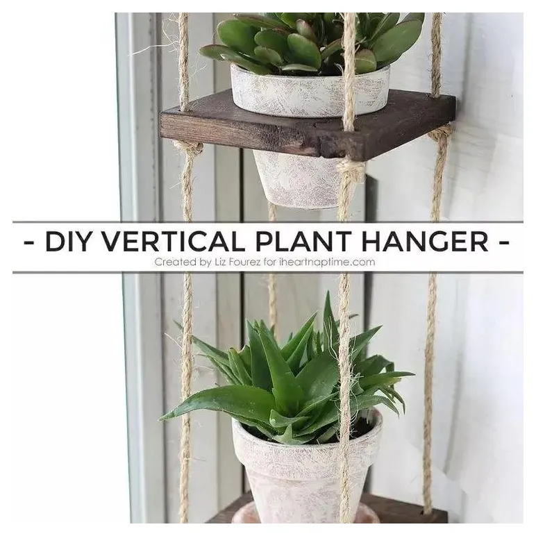 Кашпо настенное