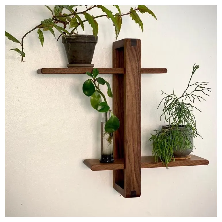 Кашпо настенное