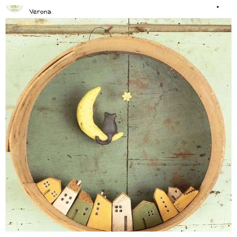 Домик интерьерная статуэтка