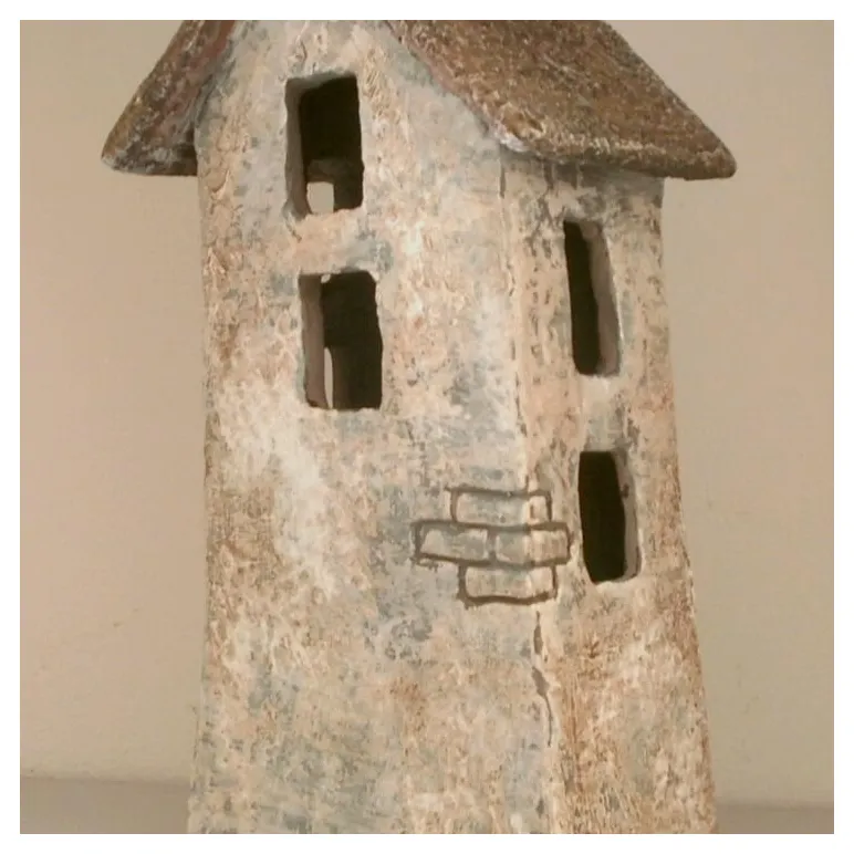 Домик интерьерная статуэтка