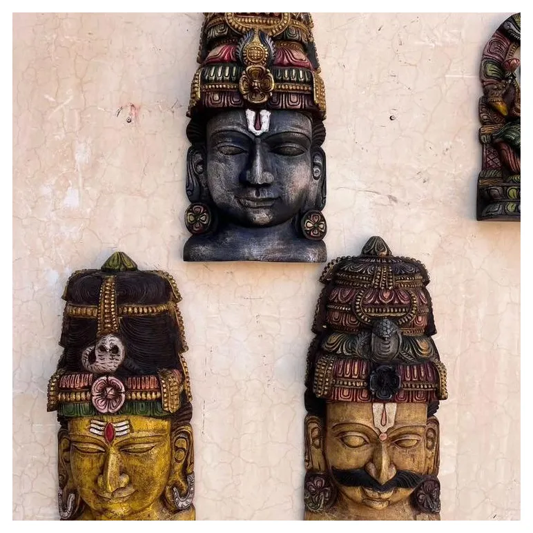 Маска интерьерная