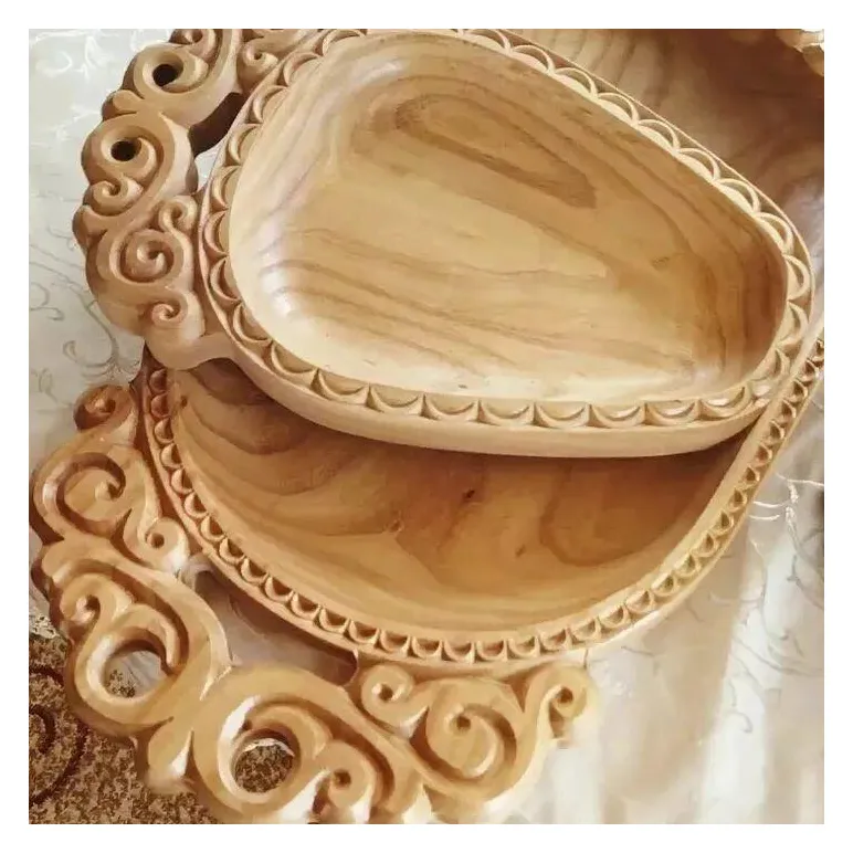 Резной поднос