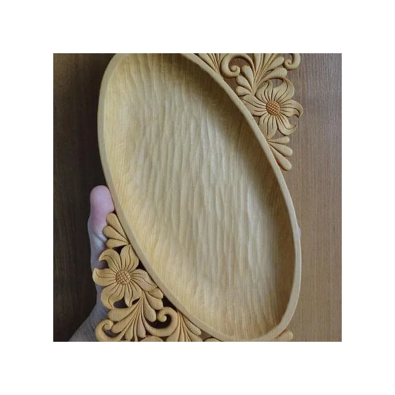 Резной поднос