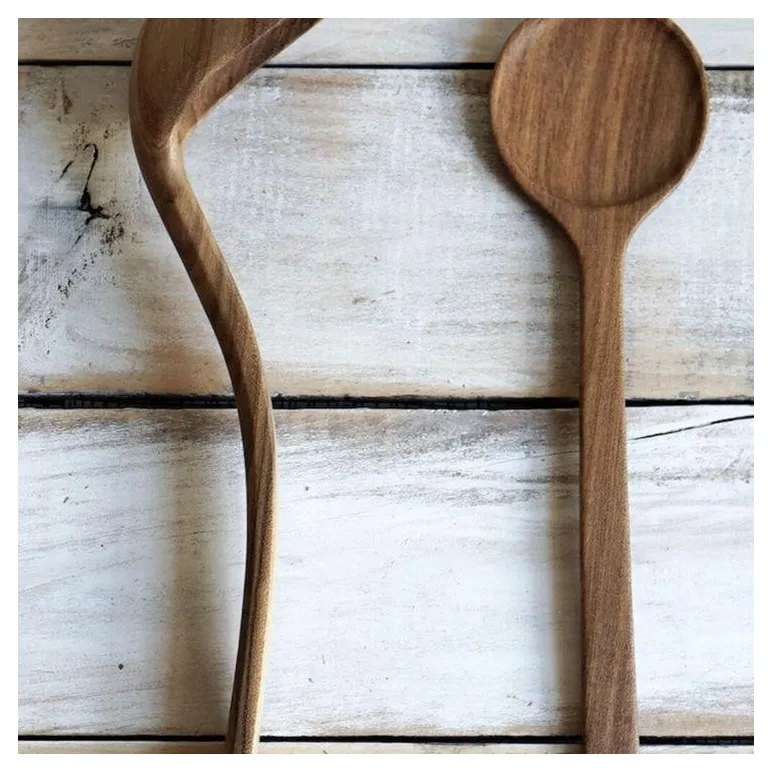 Столовые приборы