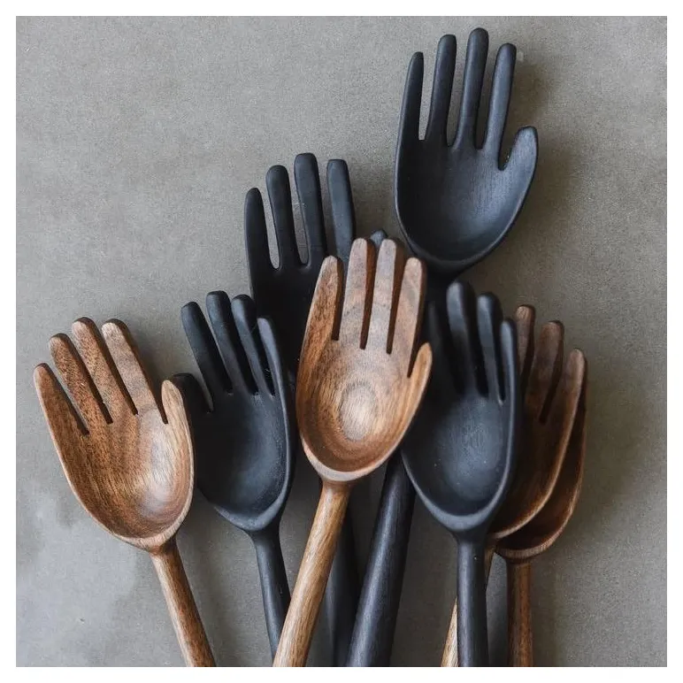 Столовые приборы