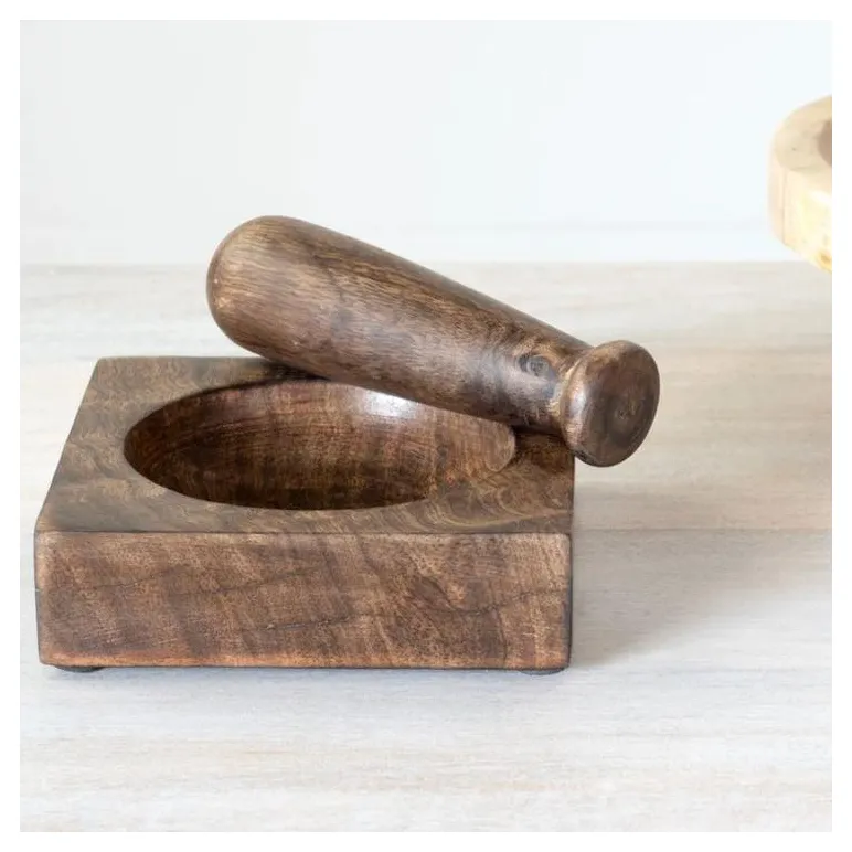 Ступка из дерева