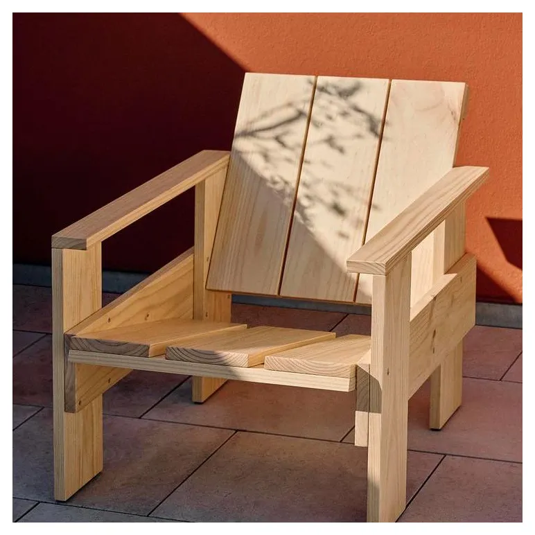 Стул из массива, деревянный