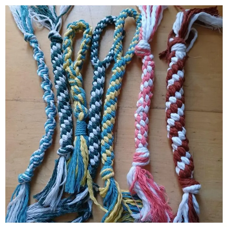 Игрушки для животных