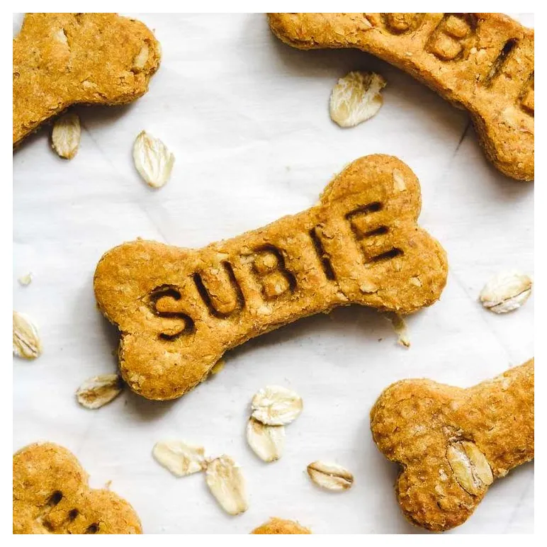 Лакомства для собак, кошек